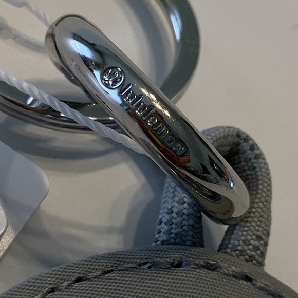 lululemon logo bag charm Lululemon Logo Bag Charm & Keychain Light Gray